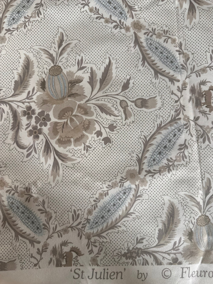 Fleurons d'Hélène · St. Julien · 2.75 yd
