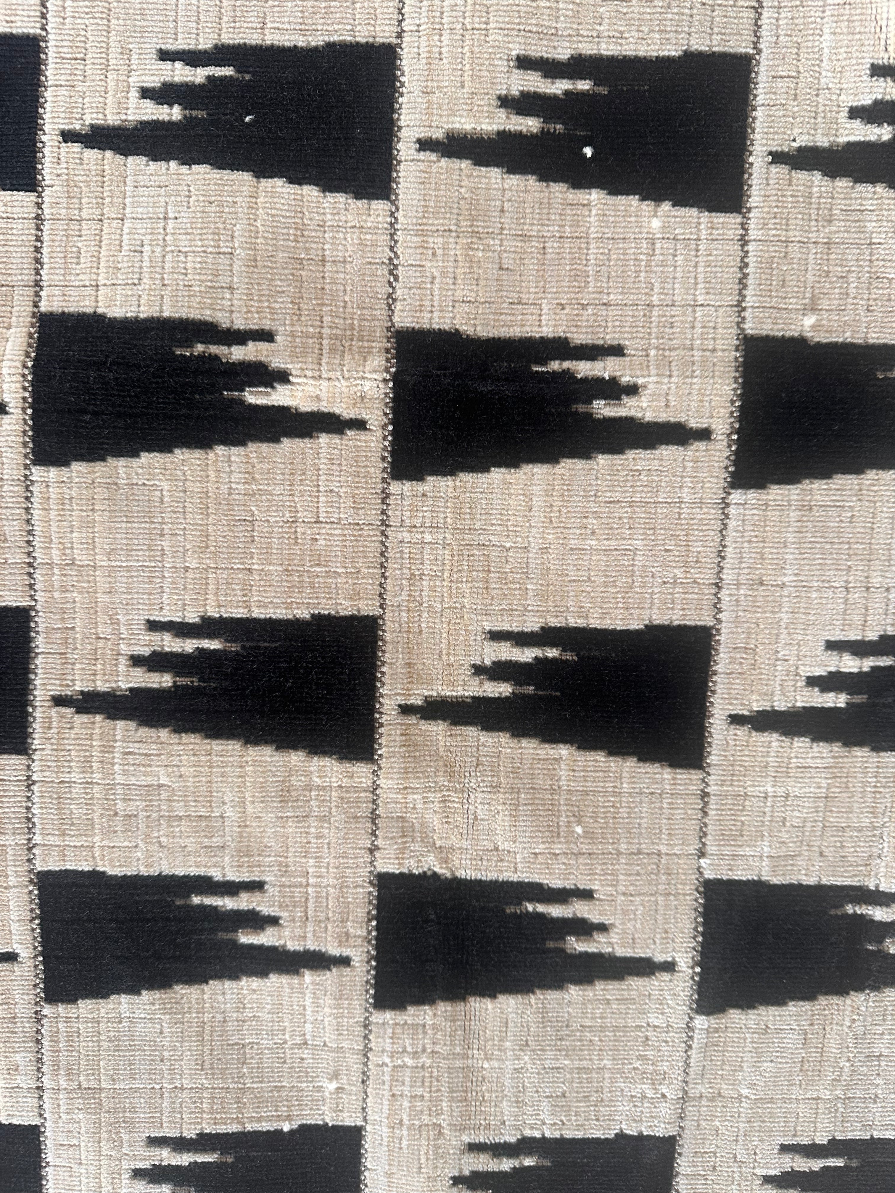 Schumacher Tutsi 2 Yard Piece