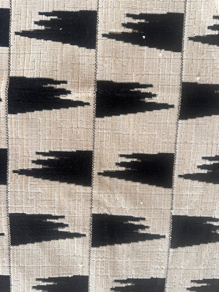 Schumacher Tutsi 2 Yard Piece
