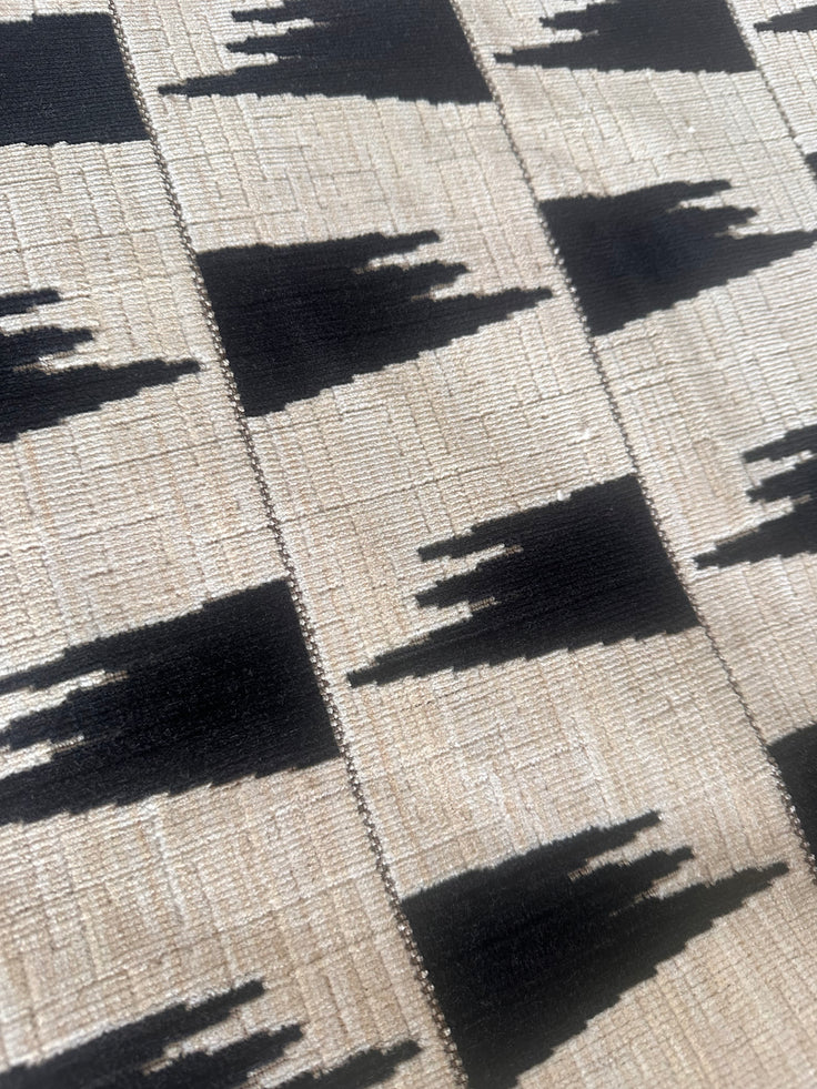 Schumacher Tutsi 2 Yard Piece