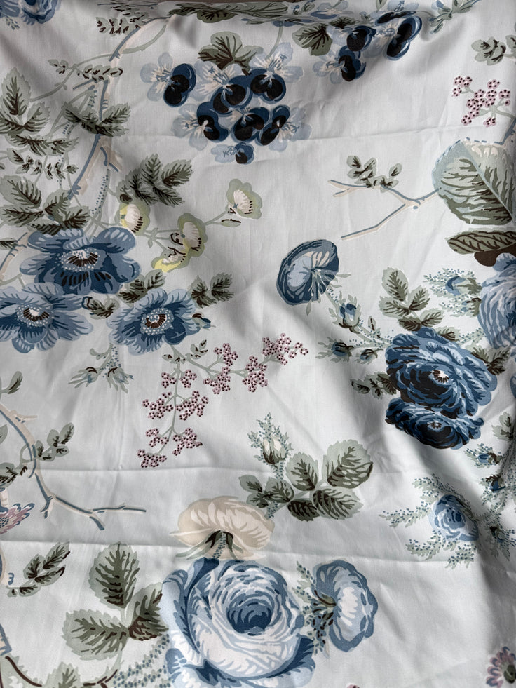 Schumacher Salisbury Chintz (2 yards x 52" wide)